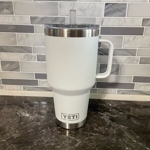 yeti 30 oz tumbler
